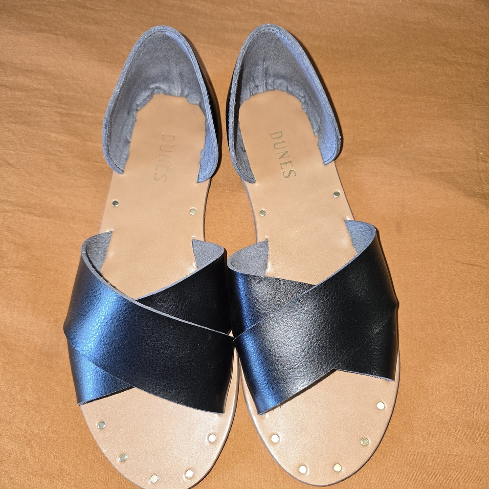 DUNES Black Flats